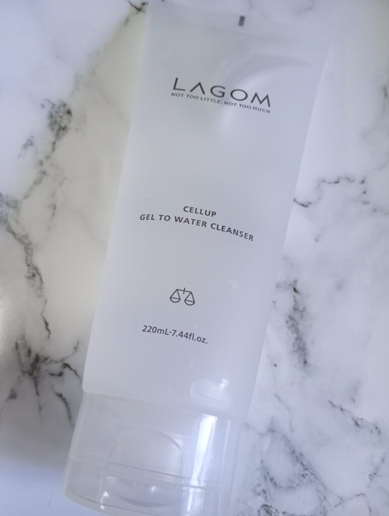 ラゴム ジェルトゥウォーター クレンザー 本体チューブ外観