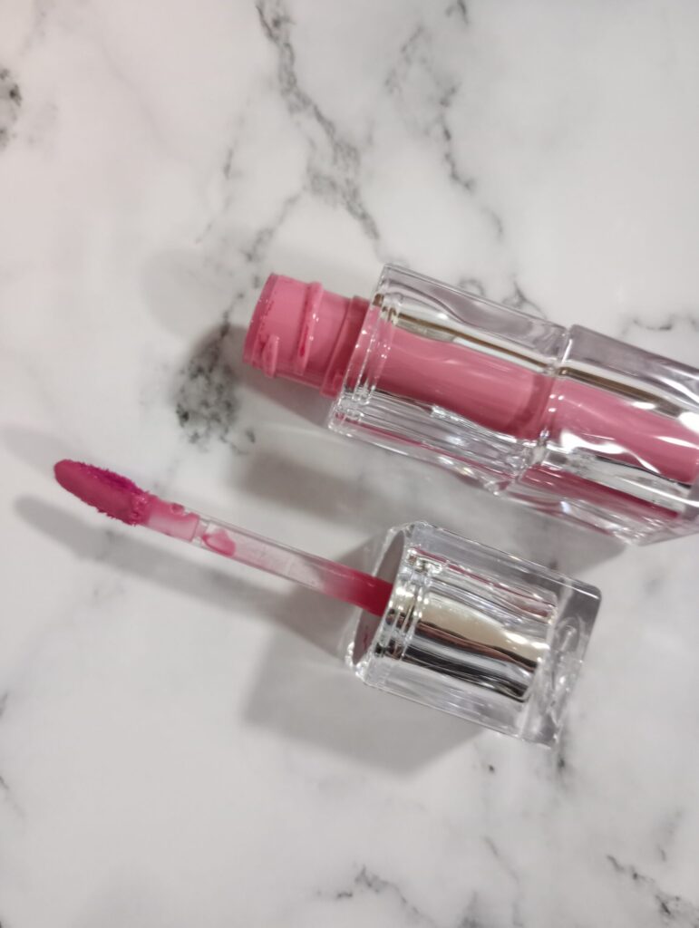 TIRTIRウォータリズムグロウティント09の外装パッケージ。