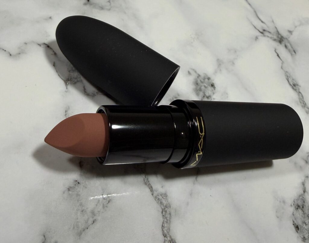 MAC テイケン912 リップ本体（キャップを外した状態）