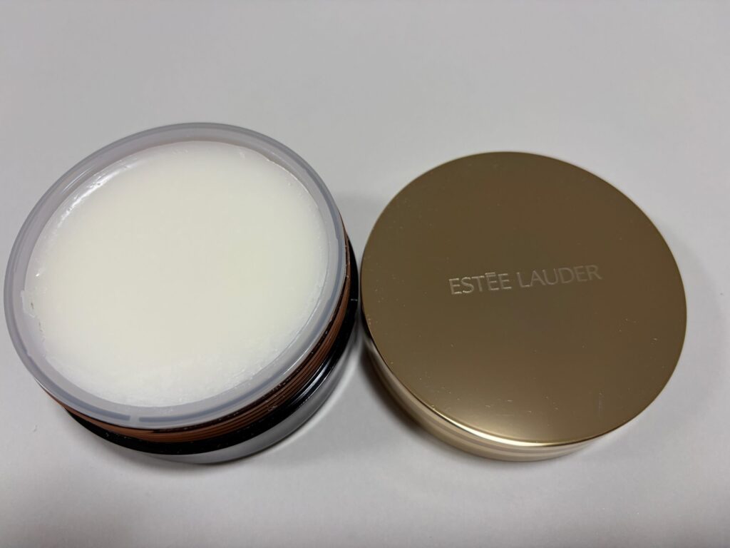 エスティローダー アドバンス ナイト クレンジング バーム フタを開けた状態